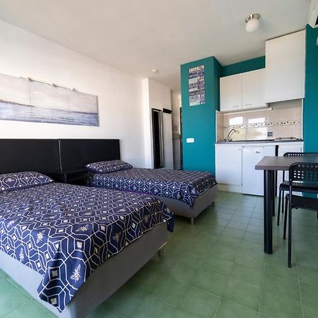 Coconut Apartments - Adults Only Magaluf  Bagian luar foto