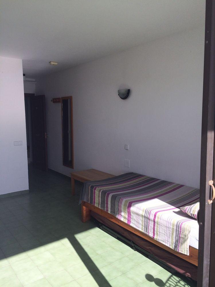 Coconut Apartments - Adults Only Magaluf  Bagian luar foto
