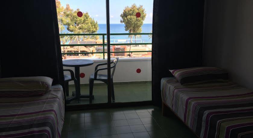 Coconut Apartments - Adults Only Magaluf  Bagian luar foto