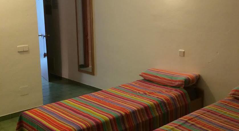 Coconut Apartments - Adults Only Magaluf  Bagian luar foto