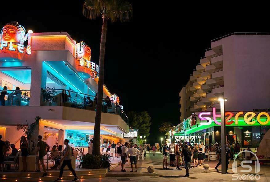 Coconut Apartments - Adults Only Magaluf  Bagian luar foto